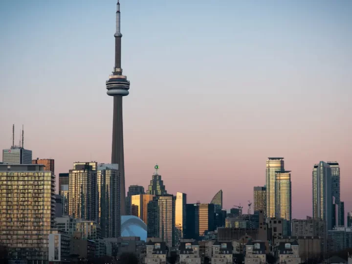 Toda la información que necesitas saber sobre cuánto dinero se necesita para irse a Canadá