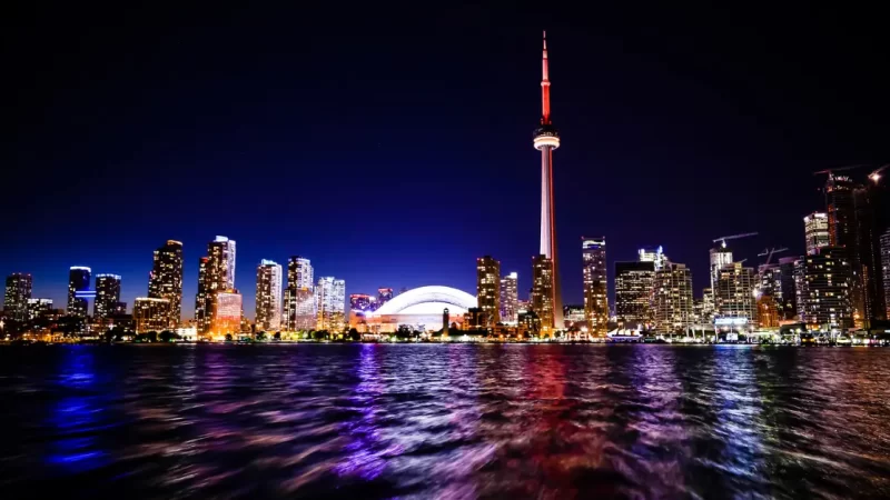 Descubre todo sobre el salario mínimo en Canadá: ¿Cuánto se paga actualmente?