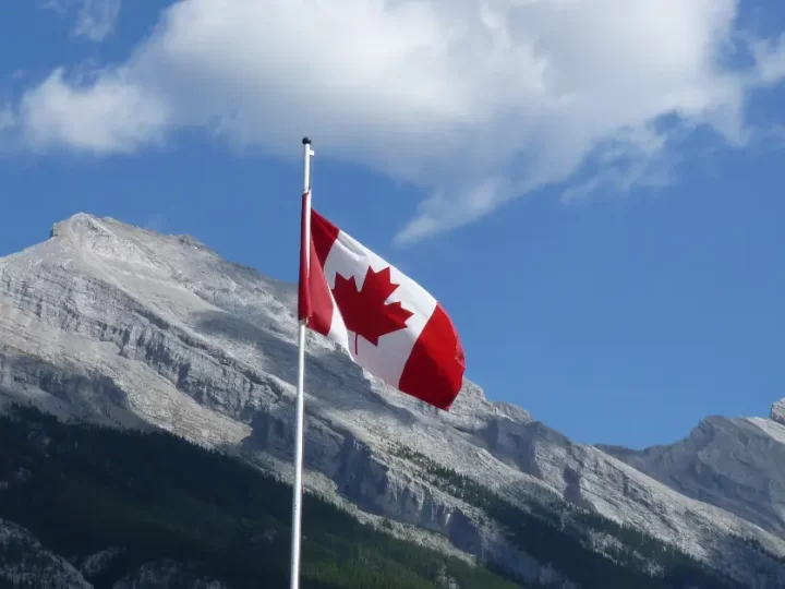 Guía completa: Cómo trasladarse a Canadá con tu familia paso a paso